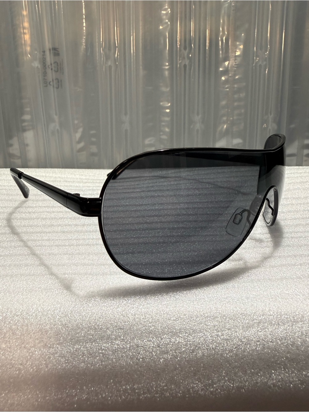 Tahari Men’s TM133 Black Shield Wraparound Sunglasses - Y2K Sport Aviator